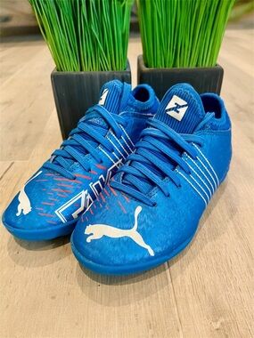 Puma
FUTURE Z 4.2 IT JR
Kids’ indoor shoes Size 13C
